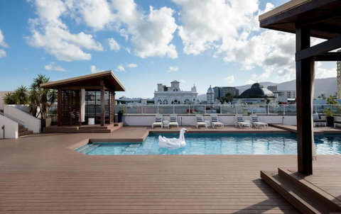 The Benson Hotel - Accommodation Broadbeach 0