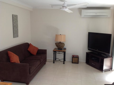 Bluewater Bed & Breakfast Cairns - Accommodation Broadbeach 3