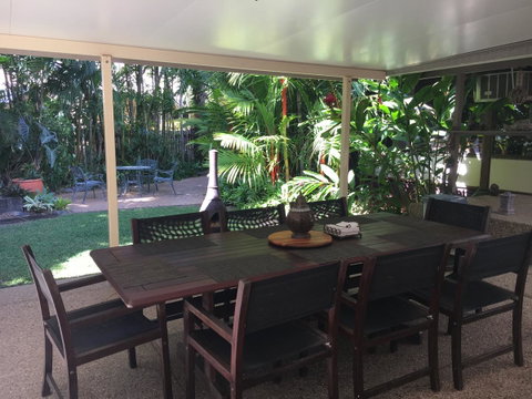 Bluewater Bed & Breakfast Cairns - Accommodation Broadbeach 10