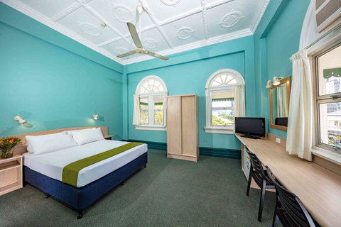 Hides Hotel - Accommodation Broadbeach 19