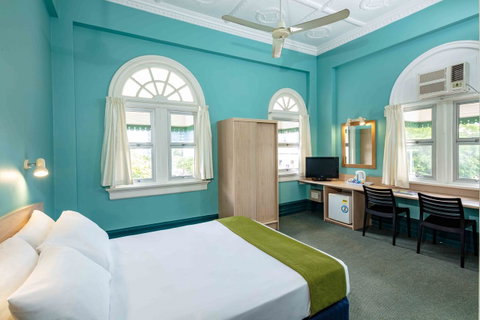 Hides Hotel - Accommodation Broadbeach 20