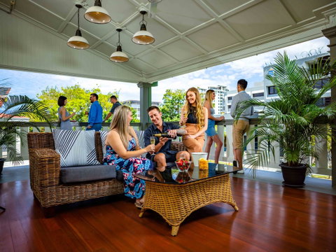 Hides Hotel - Accommodation Broadbeach 29