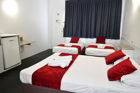 Kangaroo Point Central Hotel & Apartments - Accommodation Broadbeach 2