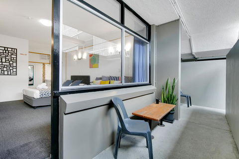 Kangaroo Point Central Hotel & Apartments - Accommodation Broadbeach 15