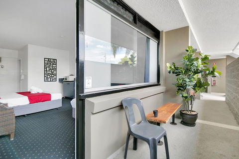 Kangaroo Point Central Hotel & Apartments - Accommodation Broadbeach 14