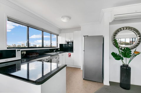 Kangaroo Point Central Hotel & Apartments - Accommodation Broadbeach 9