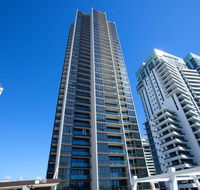 High Floor Ocean View Suites Broadbeach - Accommodation Broadbeach