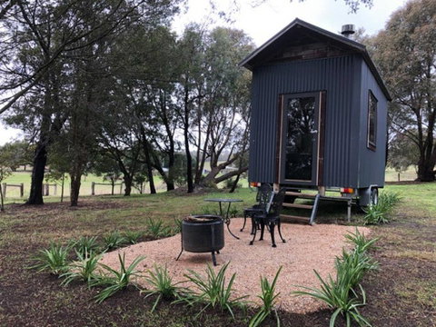 Willandra Tiny House - Accommodation Broadbeach 0