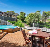 Willowdene with pool spa tennis court and fireplace - Accommodation Broadbeach