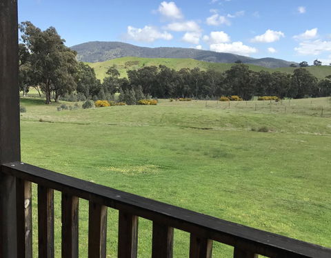 Wimmera Hills Winery - Accommodation Broadbeach 1