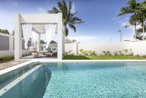 WINDFALL IN PALM COVE - Accommodation Broadbeach 0