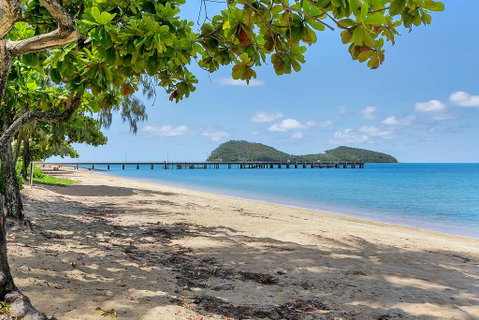 WINDFALL IN PALM COVE - Accommodation Broadbeach 3