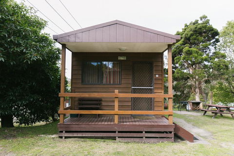 Wonboyn Cabins - Accommodation Broadbeach 1
