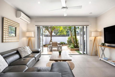 Affordable Pet Friendly Noosa Escape - Accommodation Broadbeach 2