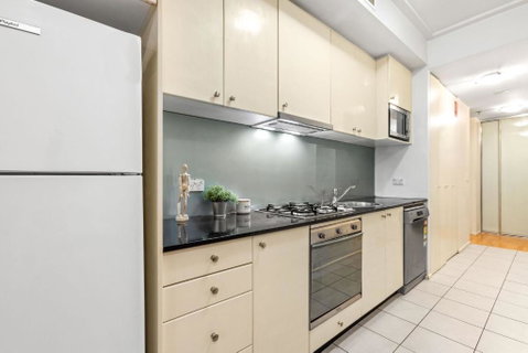 A Chic Studio Right Next To Darling Harbour - Accommodation Broadbeach 4
