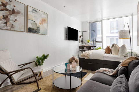 A Cozy Studio Next To Queen Victoria Market - Accommodation Broadbeach 2