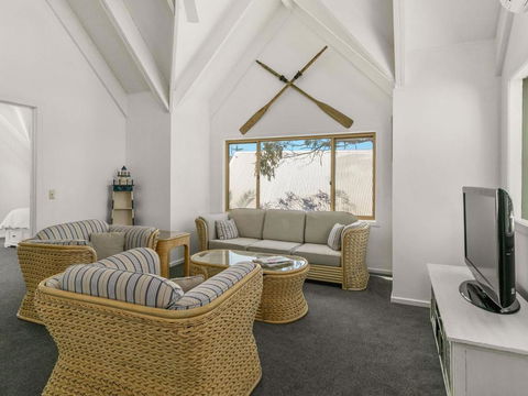 A La Plage - Accommodation Broadbeach 2