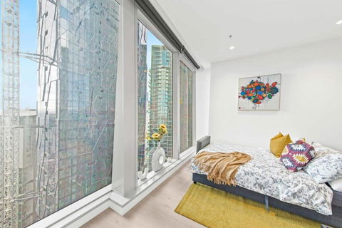 A Lux & Cozy Apt Next To Southern Cross Station - Accommodation Broadbeach 3