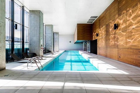 A Stylish & Comfy 2BR Apt Near Southern Cross - Accommodation Broadbeach 4