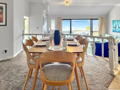 A Yachtsmans Rest Unit 3 37 Victoria Parade - Accommodation Broadbeach 3