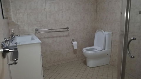 About Town Cottages - Accommodation Broadbeach 4