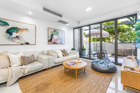 Absolute By Khove - Accommodation Broadbeach 3