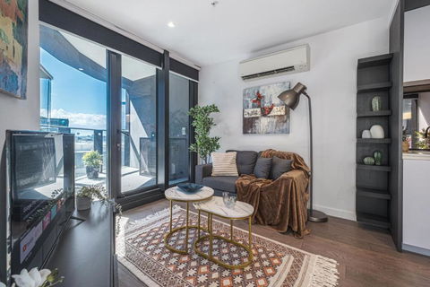 Absolute Luxury 1br Apt Mq Poolgym - Accommodation Broadbeach 1