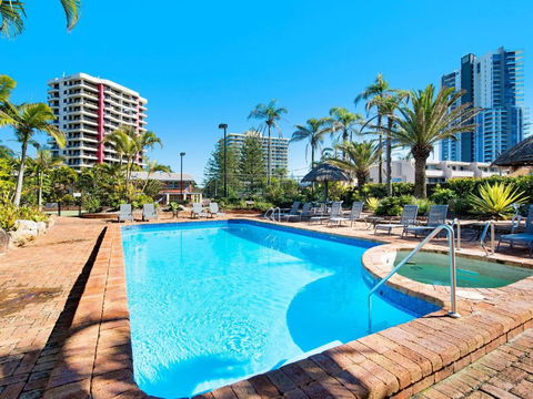 Acapulco 2 Bedroom Ocean View Surfers Paradise - CoastHM - Accommodation Broadbeach 3