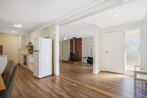 Acaronar- Great Value For Money - Accommodation Broadbeach 4
