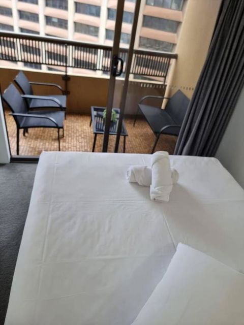 Accommodation Sydney City Centre 1 Bedroom Apartment With Balcony - Accommodation Broadbeach 3