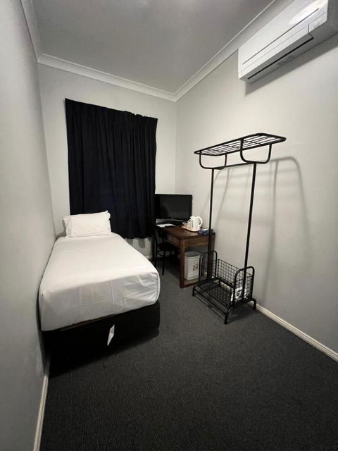 Adelaide Pulteney Motel - Accommodation Broadbeach 1