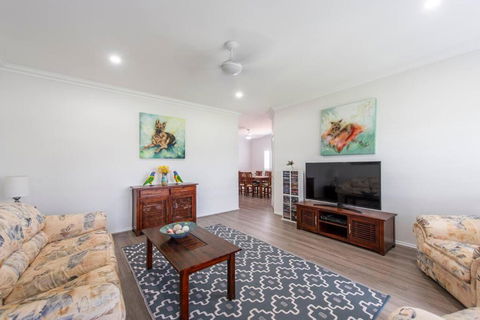 Admiralty Shores - LJHooker Yamba - Accommodation Broadbeach 1