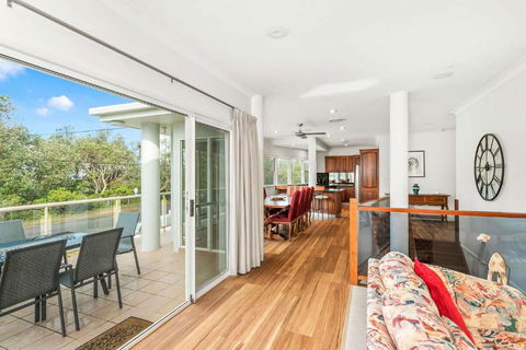 Aegean On The Beach - Accommodation Broadbeach 1