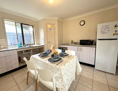 Affordable 3-Bedroom Grannyflat In Coopers Plains - Accommodation Broadbeach 0