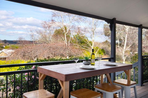 Aggies Way - Accommodation Broadbeach 0