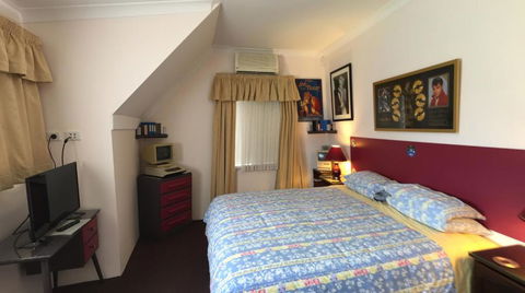 Aarn House B&B Airport Accommodation - Accommodation Broadbeach 1
