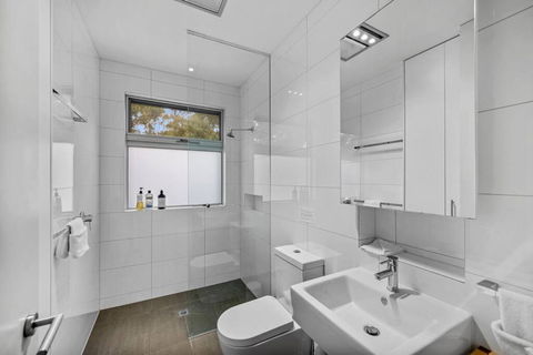 Aireys Bush Retreat - Accommodation Broadbeach 4