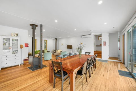 Aireys Bush Retreat - Accommodation Broadbeach 1