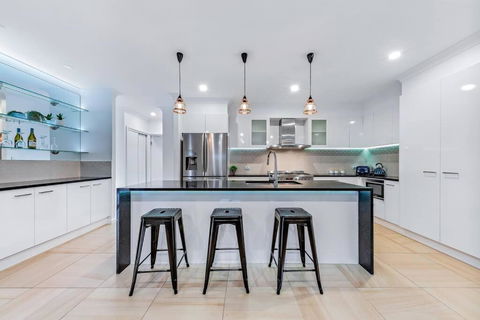 Airlie Beach Home - Accommodation Broadbeach 0