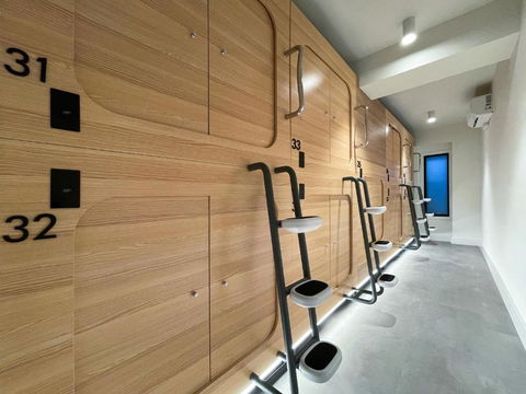 Airone Capsule Hotel - Accommodation Broadbeach 0