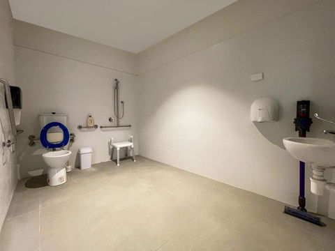 Airone Capsule Hotel - Accommodation Broadbeach 3