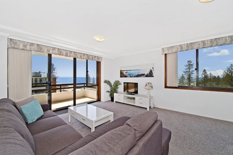 Akuna 18 6 Joffre Street - Accommodation Broadbeach 0