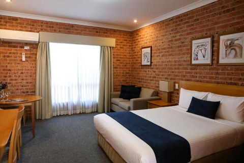 Akuna Motor Inn And Apartments - Accommodation Broadbeach 4