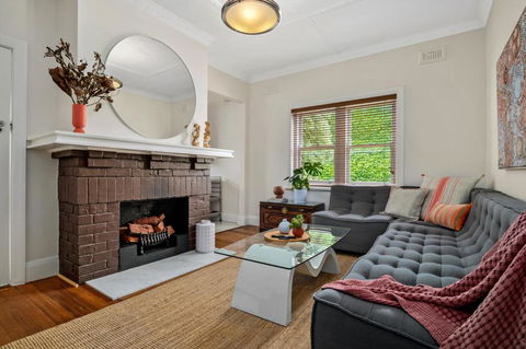 Albert Park Art Deco Gem Sleeps 5 Bevan 4 - Accommodation Broadbeach 2