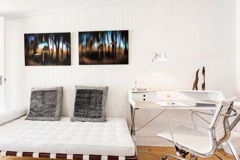 Albert Park Victorian House With Style And Art Gallery - Accommodation Broadbeach 1