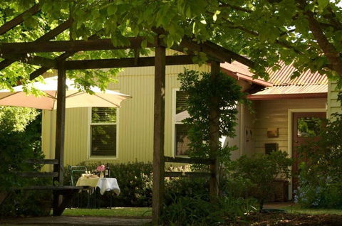 Alexandra Farmstay - Accommodation Broadbeach 2