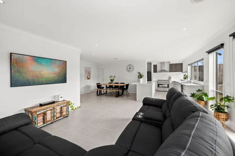 All Day Sunshine And Relaxation -Pet Friendly - Accommodation Broadbeach 1