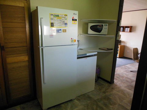 All Decked Out In Edithburgh - Accommodation Broadbeach 2