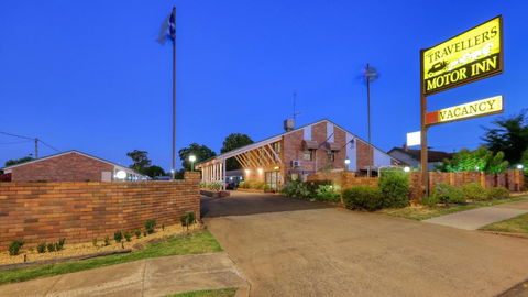 All Travellers Motor Inn - Accommodation Broadbeach 2