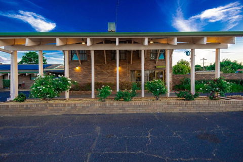 All Travellers Motor Inn - Accommodation Broadbeach 3